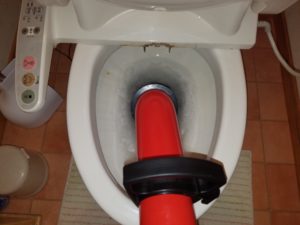 北九州市若松区でトイレの詰まりを修理。3980円